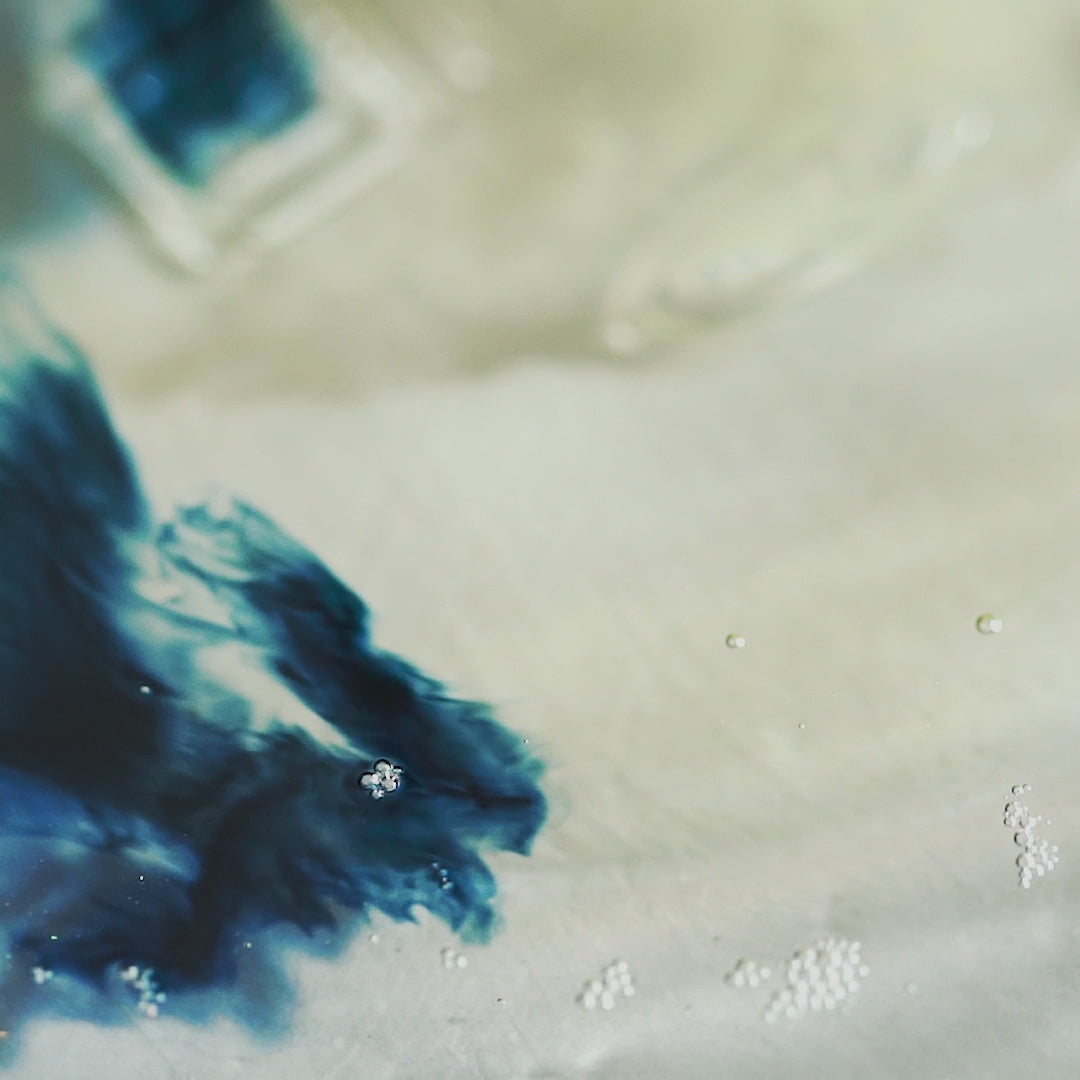 Video if the May Lindstrom The Blue Cocoon being mixed