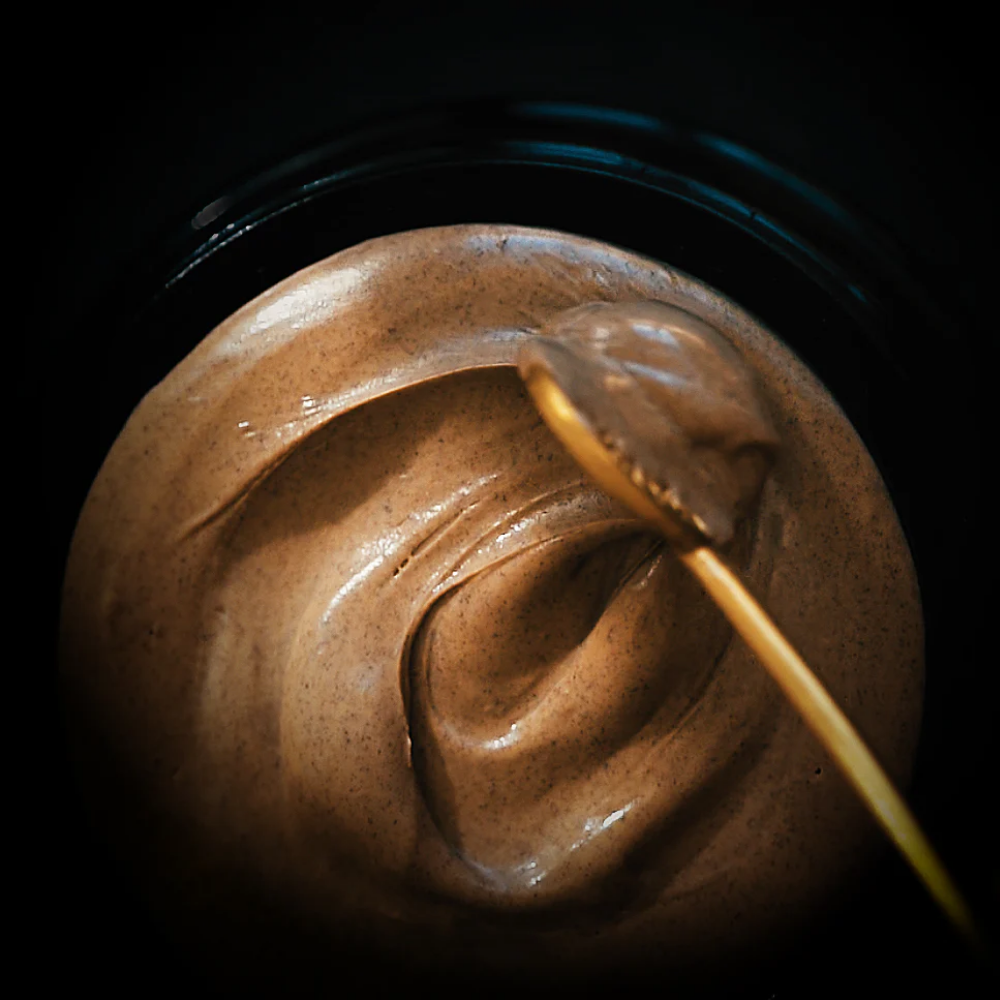 Close-up texture of May Lindstrom The Honey Mud